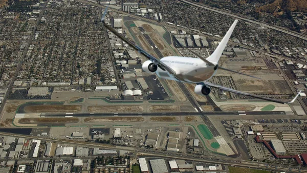 Aeropuerto de Hollywood se quedó sin controladores de tráfico por cierre de gobierno en los EE. UU. Aeropuerto de Hollywood se quedó sin controladores de tráfico por cierre de gobierno en los EE. UU.