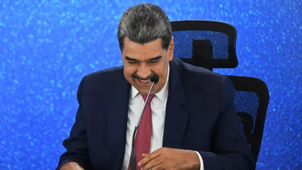 Maduro reveló quiénes estarían detrás de la alerta de bomba en embajada de EE. UU. en Caracas Maduro reveló quiénes estarían detrás de la alerta de bomba en embajada de EE. UU. en Caracas