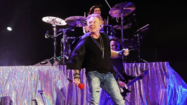 Guns N’ Roses levanta bandera Palestina en medio de su show en Bogotá