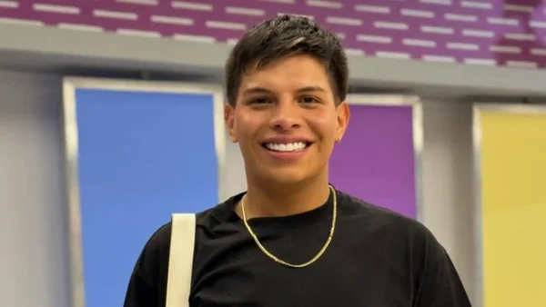 Emiro Navarro sorprende a sus fanáticos al mostrar su nueva y lujosa adquisición Emiro Navarro sorprende a sus fanáticos al mostrar su nueva y lujosa adquisición