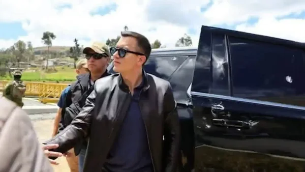 Ataque a caravana del presidente de Ecuador habría sido un intento de asesinato