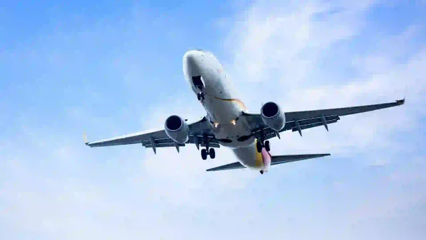 Reconocida aerolínea cobrará más por reclinar el asiento