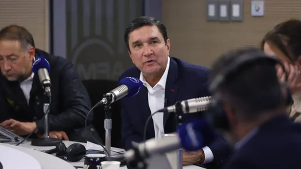 Juan Carlos Cárdenas: “El 80 % de los recursos de las regiones se quedan en bolsillos del gobierno central”