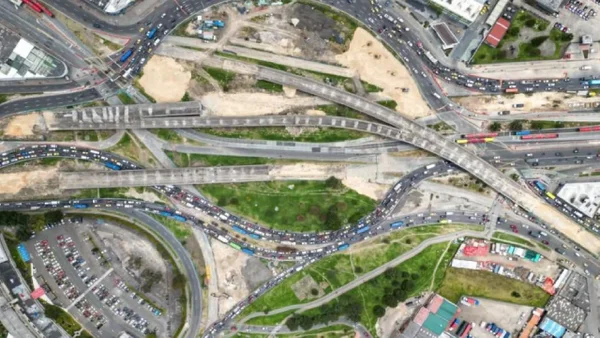 Bogotá lanza programa de ayuda económica para 1.300 comerciantes afectados por obras de infraestructura Bogotá lanza programa de ayuda económica para 1.300 comerciantes afectados por obras de infraestructura