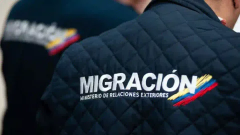 Funcionarios de Migración bajo la lupa por presuntas irregularidades en contrato de cédulas de extranjería