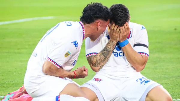 Hijo de Miguel Ángel Russo marcó emocionante gol y se lo dedicó a su padre: no aguantó las lágrimas