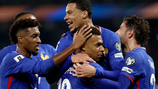 Golazo maradoniano de Kylian Mbappé para acercar a Francia al Mundial