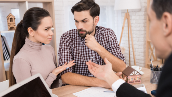 Ponen 'tatequieto' a arrendadores por cobro de tres trámites a inquilinos; ya no podrán hacerlo