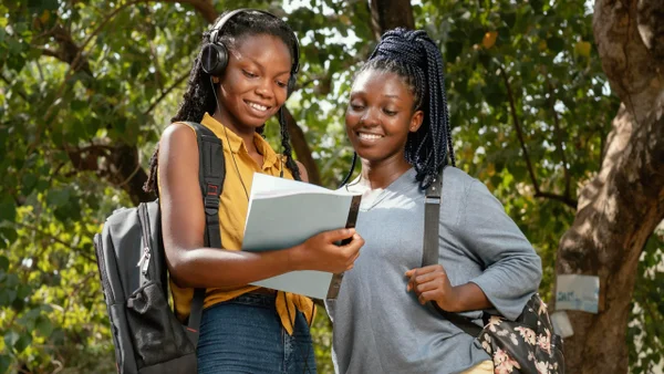 Bancolombia abre inscripciones a fondo que cubre el 100 % en educación para jóvenes