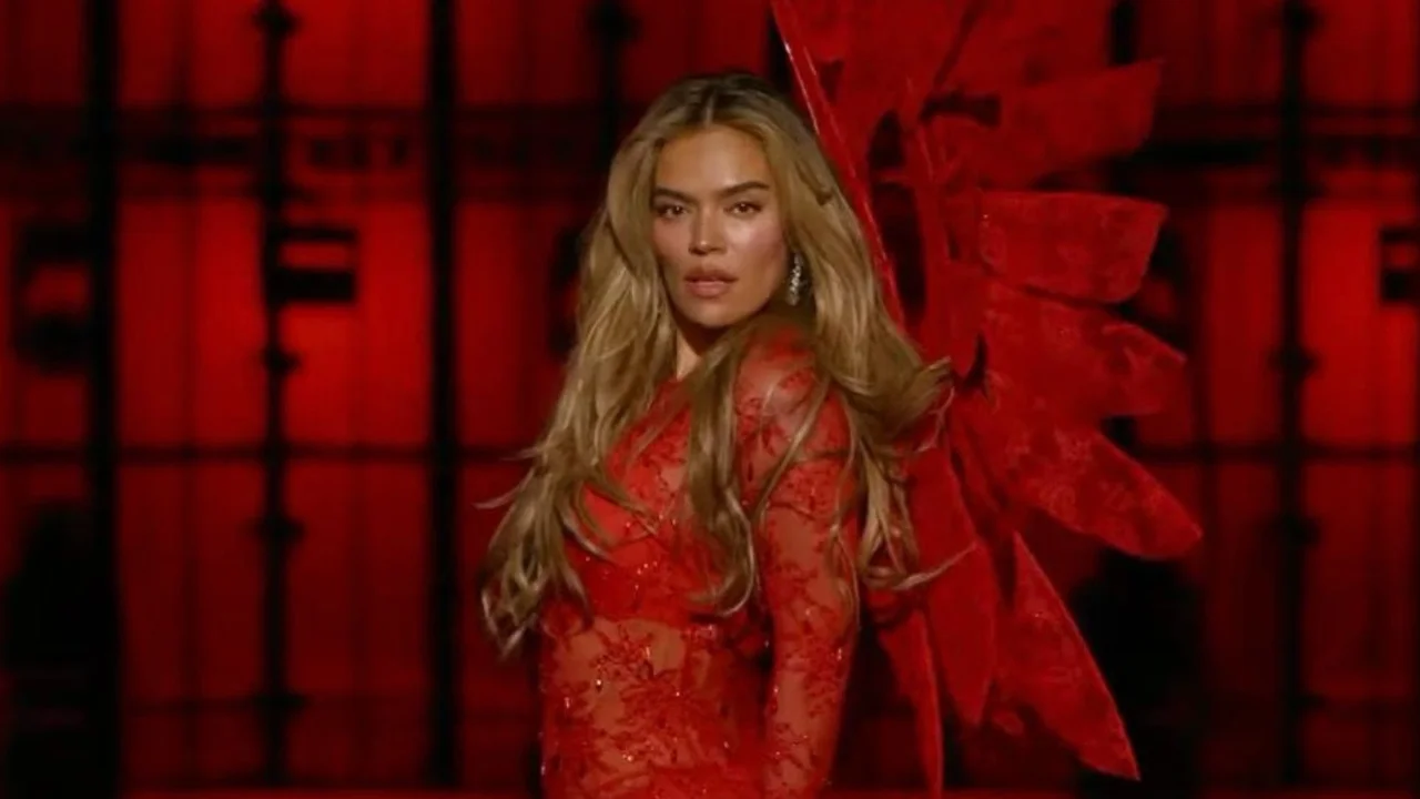 Icónica! Así fue el performance de Karol G en el Fashion Show de Victoria's  Secret | Noticias RCN