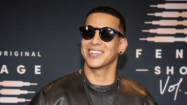 Daddy Yankee se convirtió en abuelo y fans reaccionan al distanciamiento con su hija
