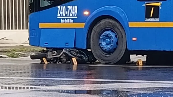 Motociclista murió arrollado por una llanta de un SITP en la Avenida Rojas: ¿cómo fue el accidente? Motociclista murió arrollado por una llanta de un SITP en la Avenida Rojas: ¿cómo fue el accidente?