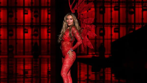 Karol G compartió inspirador mensaje tras su presentación en Victoria's Secret Karol G compartió inspirador mensaje tras su presentación en Victoria's Secret