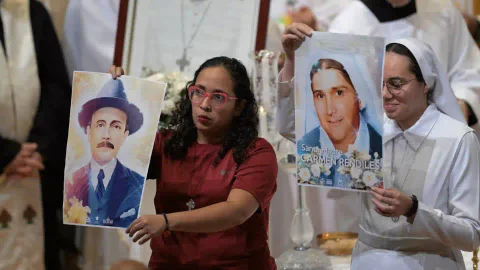 ¡Venezuela tiene sus primeros santos! José Gregorio Hernández y Carmen Rendiles fueron canonizados