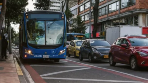 ¿Cuánto tendrá que pagar por invadir el carril exclusivo ahora que buses tomarán fotomultas en la 13? ¿Cuánto tendrá que pagar por invadir el carril exclusivo ahora que buses tomarán fotomultas en la 13?