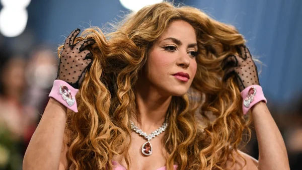 Shakira da adelanto de la nueva versión de su canción ‘Hips Don’t Lie’ con Beéle y Ed Sheeran Shakira da adelanto de la nueva versión de su canción ‘Hips Don’t Lie’ con Beéle y Ed Sheeran