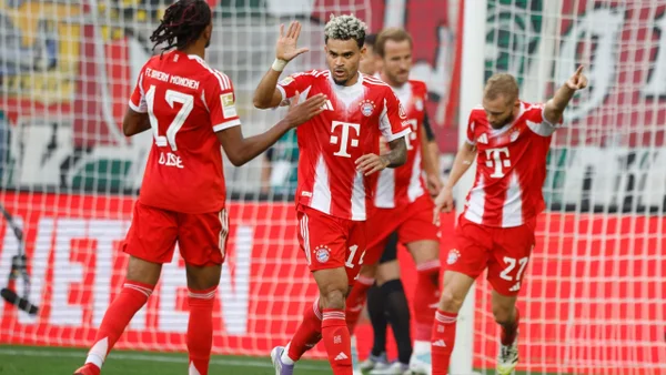 ¡Qué zapatazo, Lucho! Díaz marcó su primer golazo en Champions con Bayern Múnich