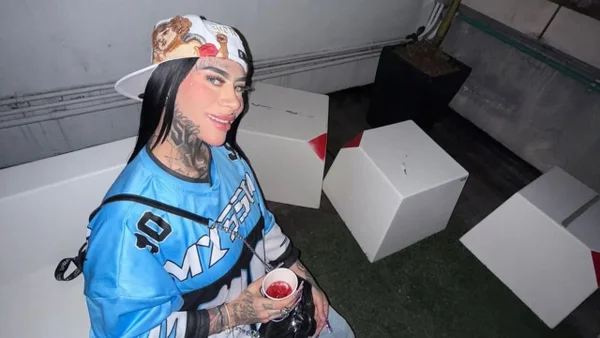 El desgarrador mensaje que la hija de Baby Demoni le dijo al mejor amigo de la influencer en las honras fúnebres El desgarrador mensaje que la hija de Baby Demoni le dijo al mejor amigo de la influencer en las honras fúnebres