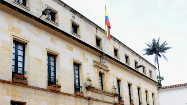 Colombia rechaza destrucción de lancha en el Pacífico y le hace un llamado a Estados Unidos