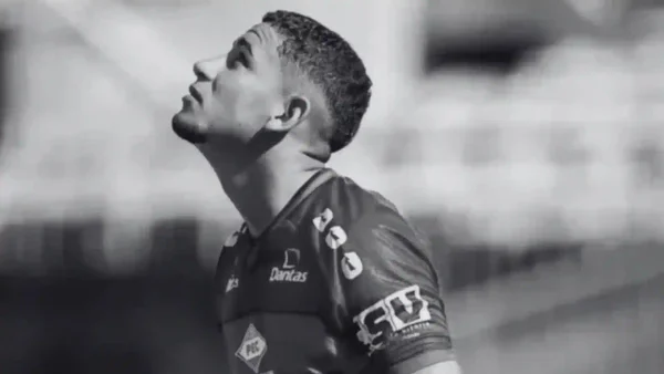 Tragedia en Brasil: joven futbolista murió al impactar con una vaca en carretera