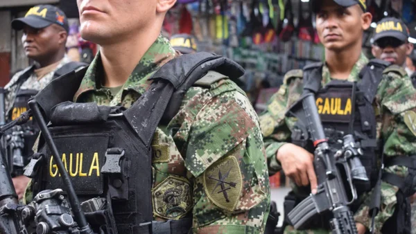 Tres integrantes del Gaula Militar fueron heridos con arma de fuego en Bogotá Tres integrantes del Gaula Militar fueron heridos con arma de fuego en Bogotá