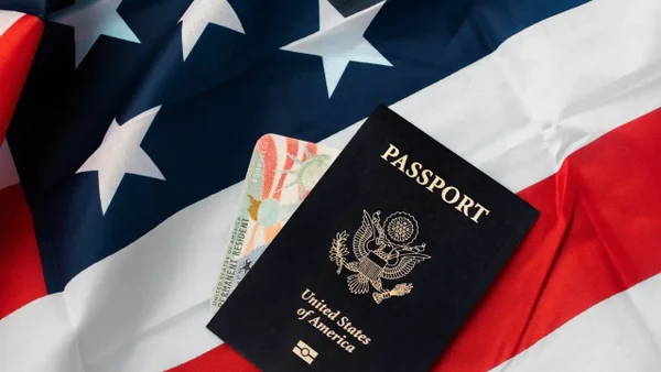 Tome nota: EE.UU. actualiza los requisitos y tarifas del pasaporte para menores de edad