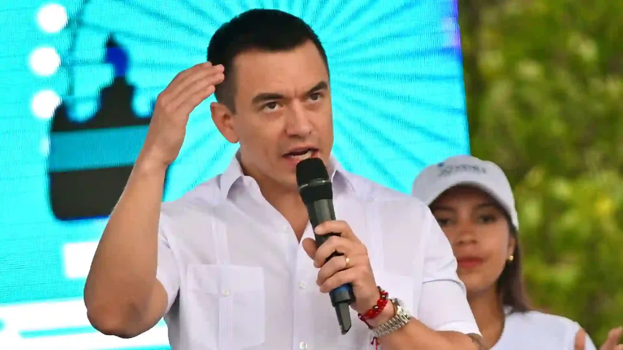 Noboa otorga inmunidad a tropas extranjeras en lucha contra el crimen en Ecuador
