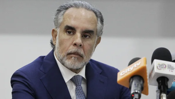 Ministro Benedetti responde a decisión de EE. UU. de incluirlo a él y a la familia presidencial en la lista Clinton Ministro Benedetti responde a decisión de EE. UU. de incluirlo a él y a la familia presidencial en la lista Clinton