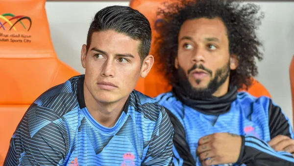 James Rodríguez vuelve a sorprender en Real Madrid: lo pusieron por encima de Kroos y Figo