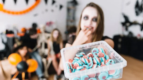 ¿Cuáles son los riesgos del exceso de azúcar en Halloween? así afecta a los niños