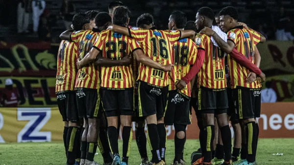 La historia del joven del Pereira que renunció a su trabajo para poder jugar y fue expulsado