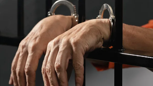 Capturaron al esposo de una reconocida presentadora de televisión: ¿qué pasó? Capturaron al esposo de una reconocida presentadora de televisión: ¿qué pasó?