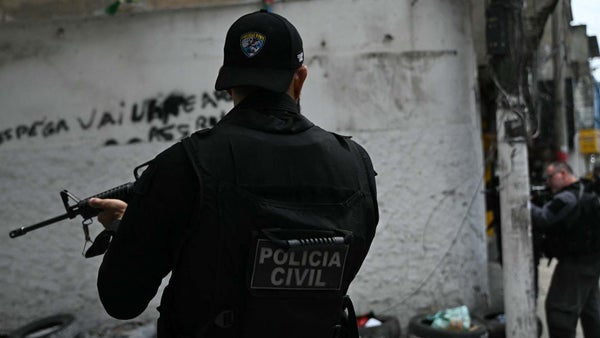 Al menos 20 muertos, entre policías y criminales, durante operación antidrogas en Brasil