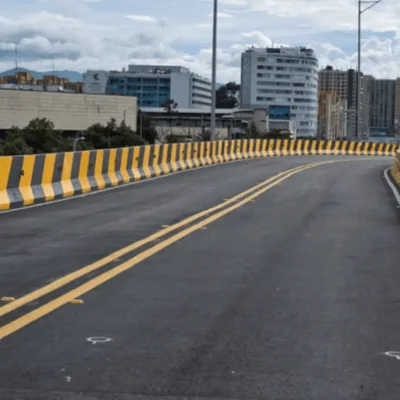 Es oficial: Habilitan el puente curvo de la avenida 68 con calle 26 ...