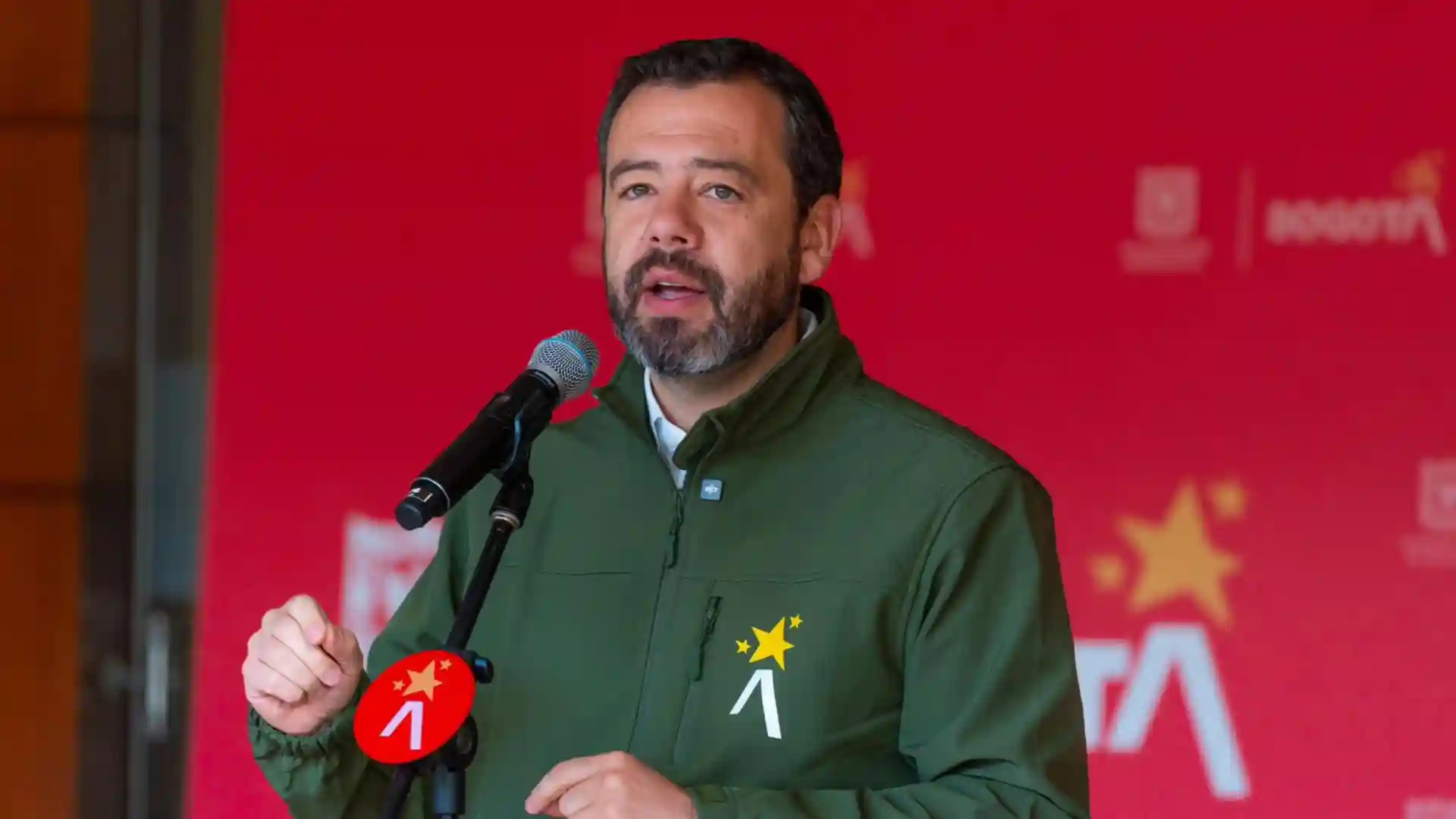 Alcalde Carlos Fernando Galán.