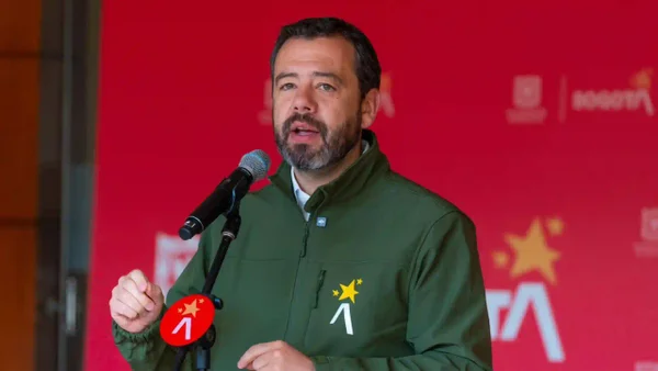 Alcalde Galán rompe el silencio y les responde a los motociclistas: “No vamos a dar marcha atrás” Alcalde Galán rompe el silencio y les responde a los motociclistas: “No vamos a dar marcha atrás”