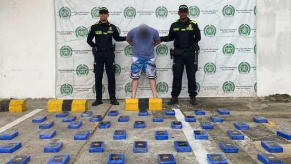 Cayó en Barranquilla ‘Cristian’, presunto integrante del Clan del Golfo con 45 kilos de cocaína Cayó en Barranquilla ‘Cristian’, presunto integrante del Clan del Golfo con 45 kilos de cocaína