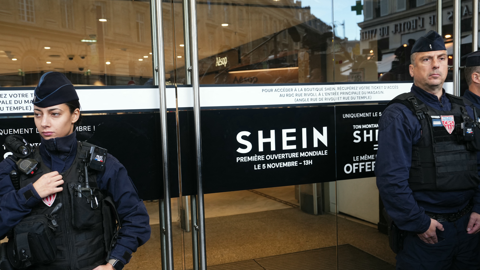 Shein respondió por venta de muñecas.