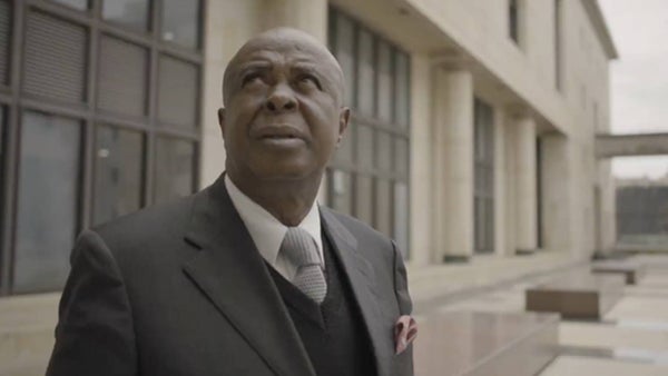 “Pensaron que yo era un guerrillero”: la historia de Orlando Arrechea, sobreviviente del Palacio de Justicia