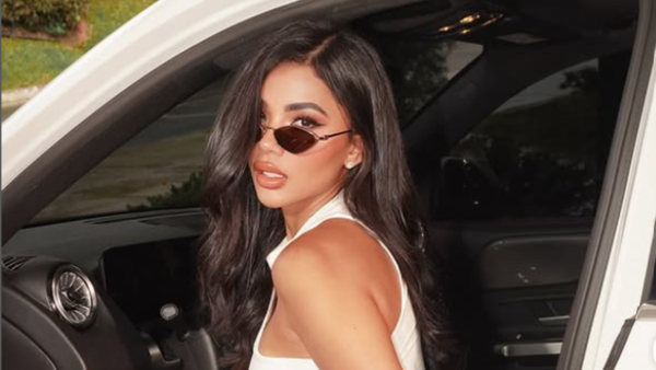 Video viral de Karina García bailando en una piscina en La Mansión de Luinny Video viral de Karina García bailando en una piscina en La Mansión de Luinny