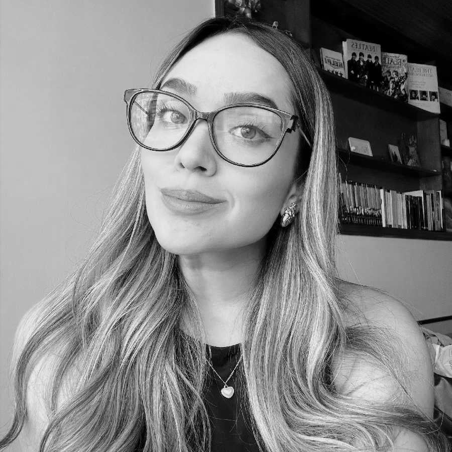 Daniela Fajardo 900x900