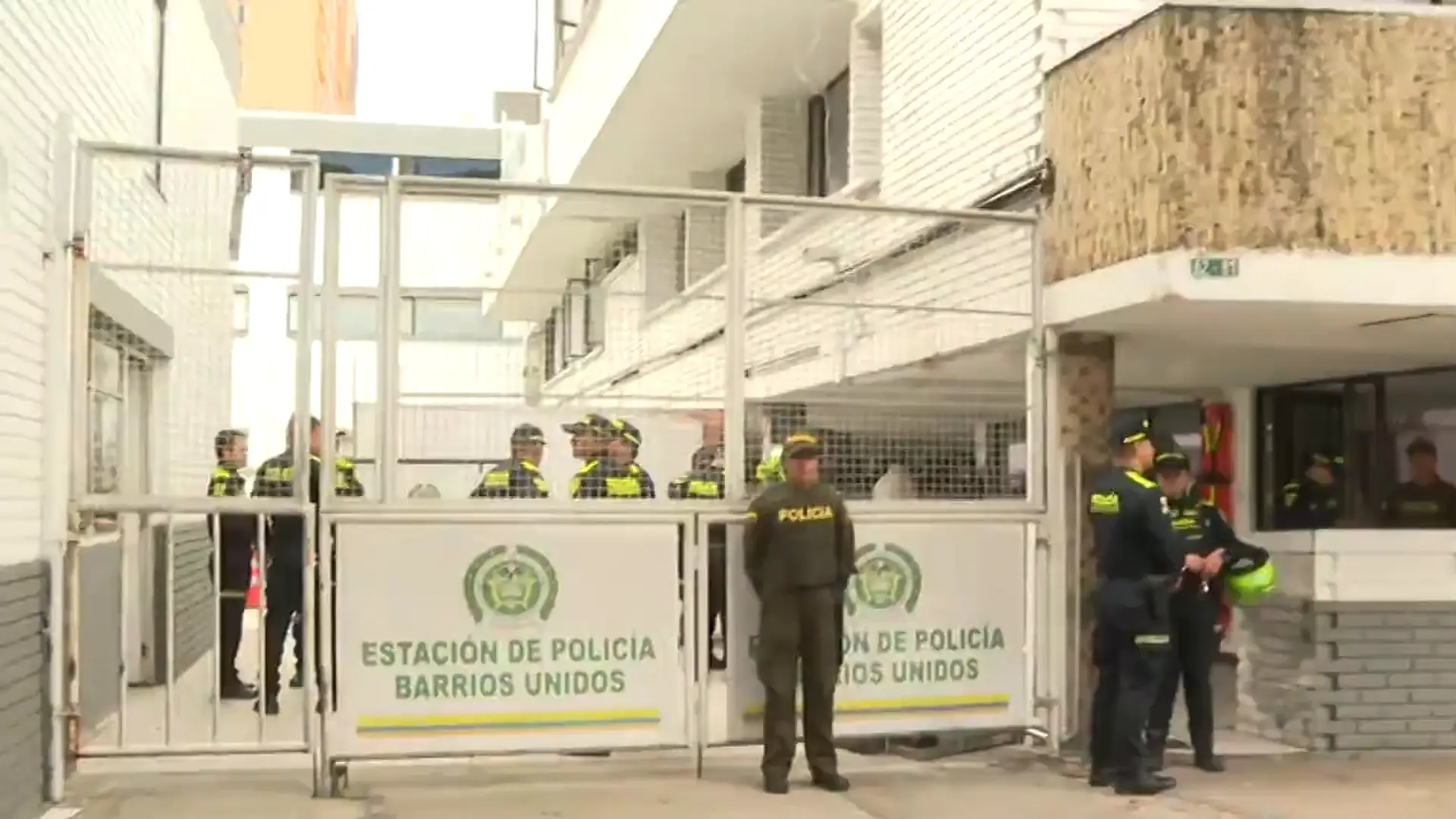 Cuatro presos se fugaron de la estación de Policía de Barrios Unidos en Bogotá