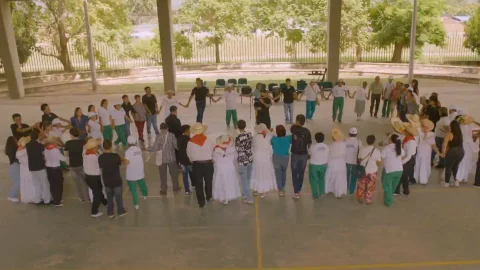 Sobrevivientes de Armero honran la memoria a través del arte y la danza