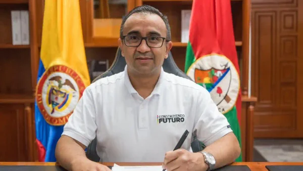 Exfuncionario en Arauca sería testaferro del ELN: informe de inteligencia entregó grave revelación Exfuncionario en Arauca sería testaferro del ELN: informe de inteligencia entregó grave revelación