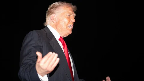 Trump y correos sobre Epstein