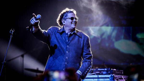 Carlos Vives sorprendió en el Festival Unidos por una Sonrisa: música con propósito social Carlos Vives sorprendió en el Festival Unidos por una Sonrisa: música con propósito social