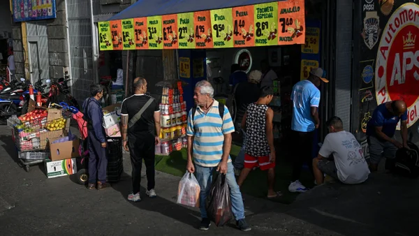 Hiperinflación podría regresar a Venezuela: economistas sugieren que precios podrían aumentar 800% en 2026 Hiperinflación podría regresar a Venezuela: economistas sugieren que precios podrían aumentar 800% en 2026