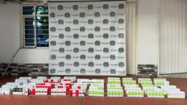 Capturan a sujeto que transportaba 244 frascos de ketamina en bus de servicio público