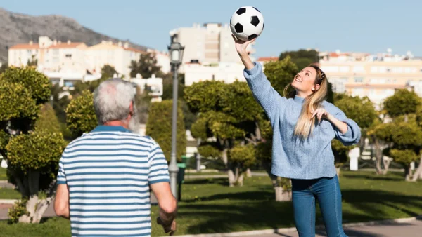 Menos del 50% de los adultos en Colombia realiza actividad física: el deporte es la solución urgente Menos del 50% de los adultos en Colombia realiza actividad física: el deporte es la solución urgente