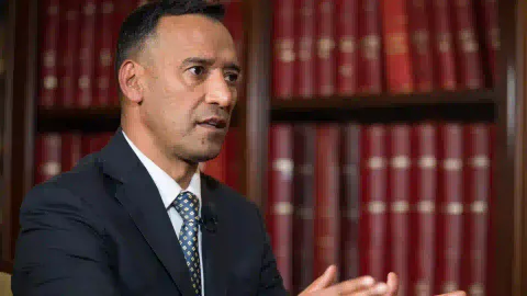 “Aquí no hubo nada ilegal”: ministro de Defensa sobre bombardeos donde murieron 15 menores reclutados